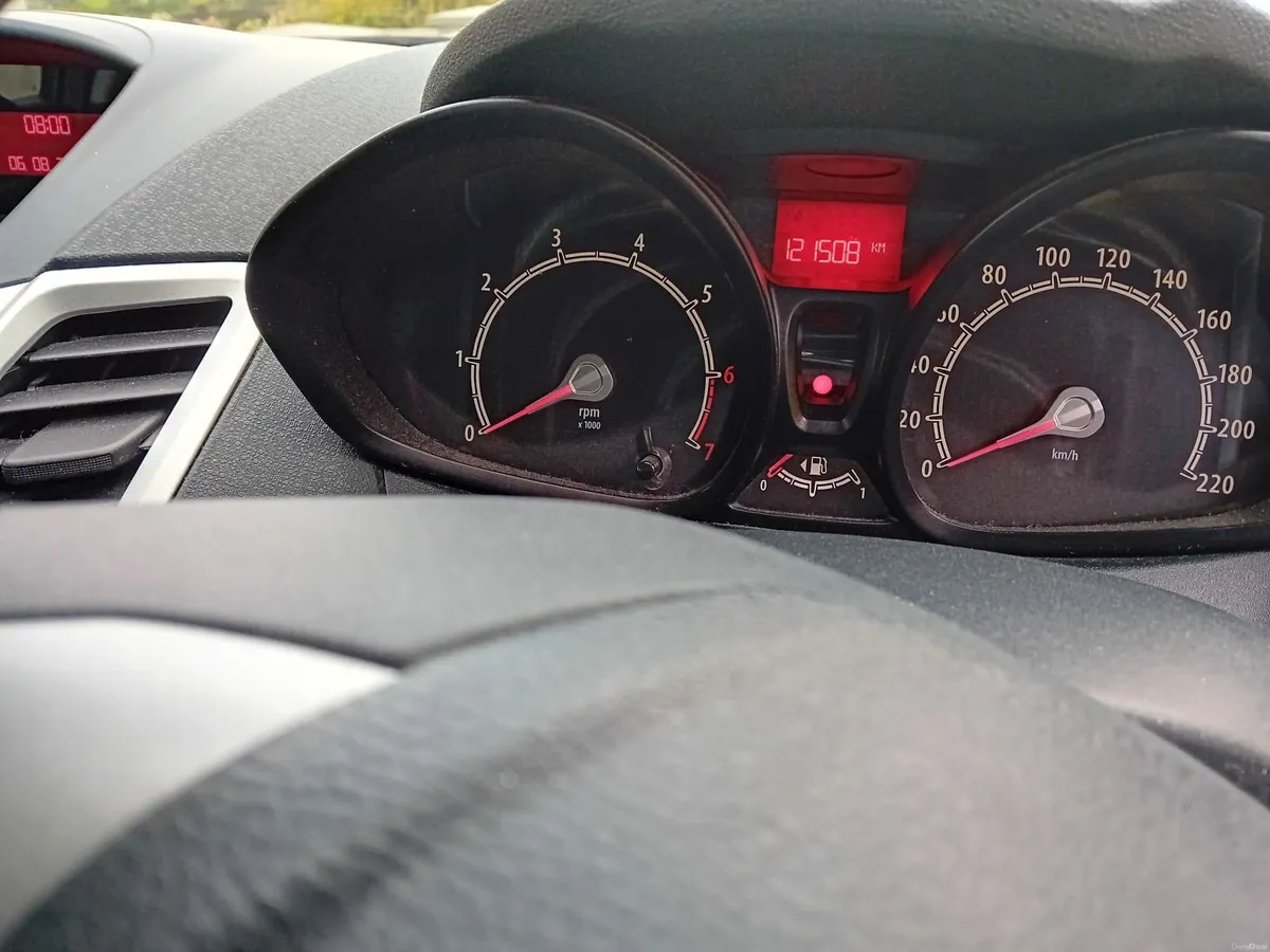 Ford Fiesta 2012 - Image 1