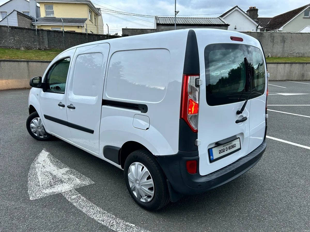 Renault - Image 4