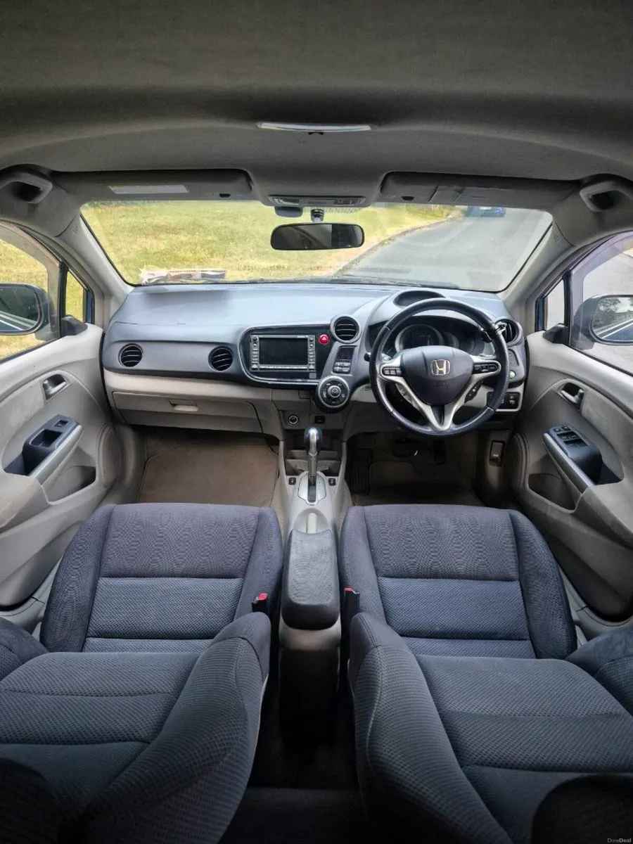 Honda Insight Top spec, paddle shifters - Image 3