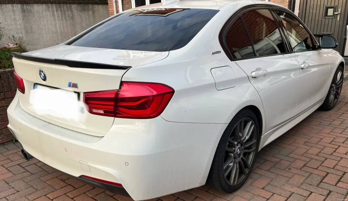 2016 (162) BMW 330e Msport Shadow Ed -19" Wheels - Image 4