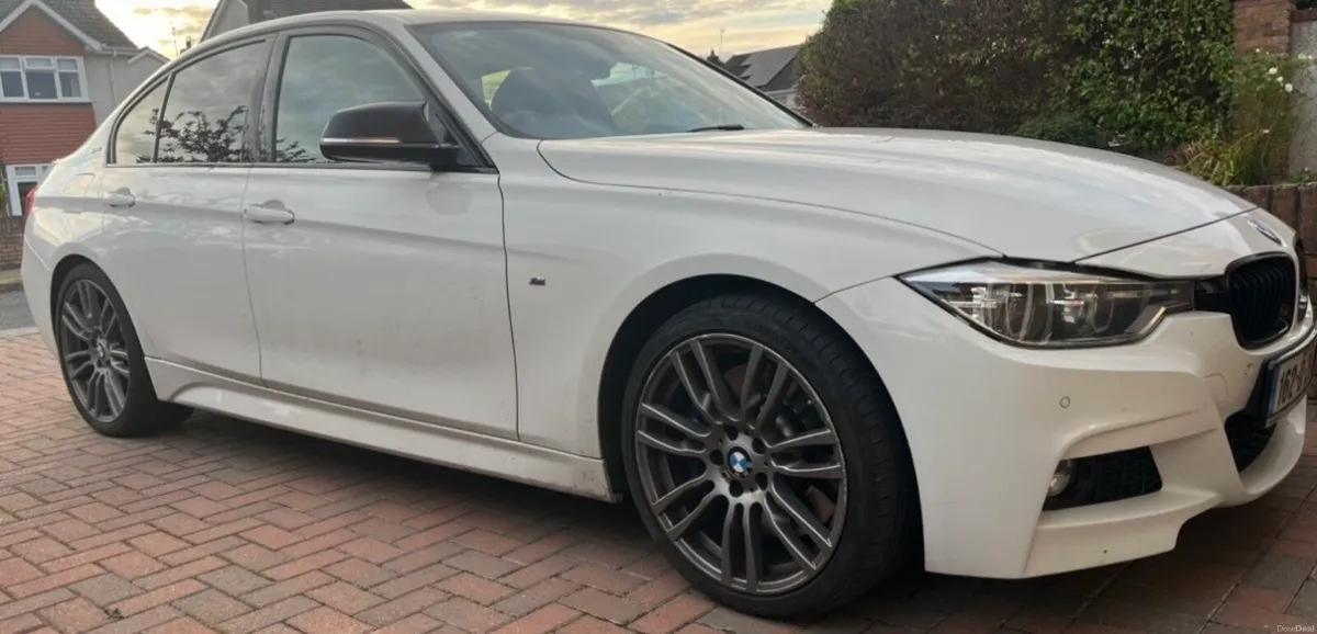 2016 (162) BMW 330e Msport Shadow Ed -19" Wheels - Image 2