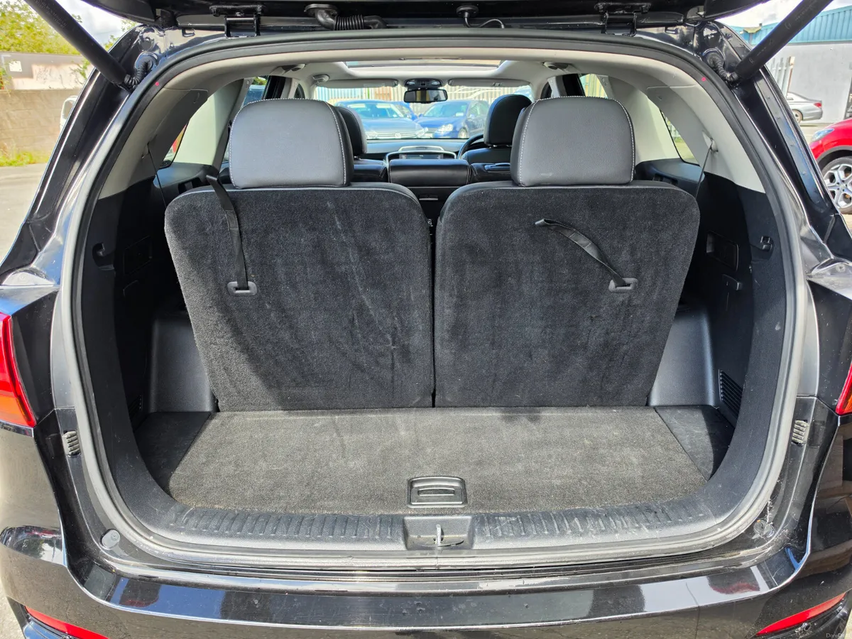 181 KIA SORENTO *2.2d*GT LINE*AUTO* - Image 6