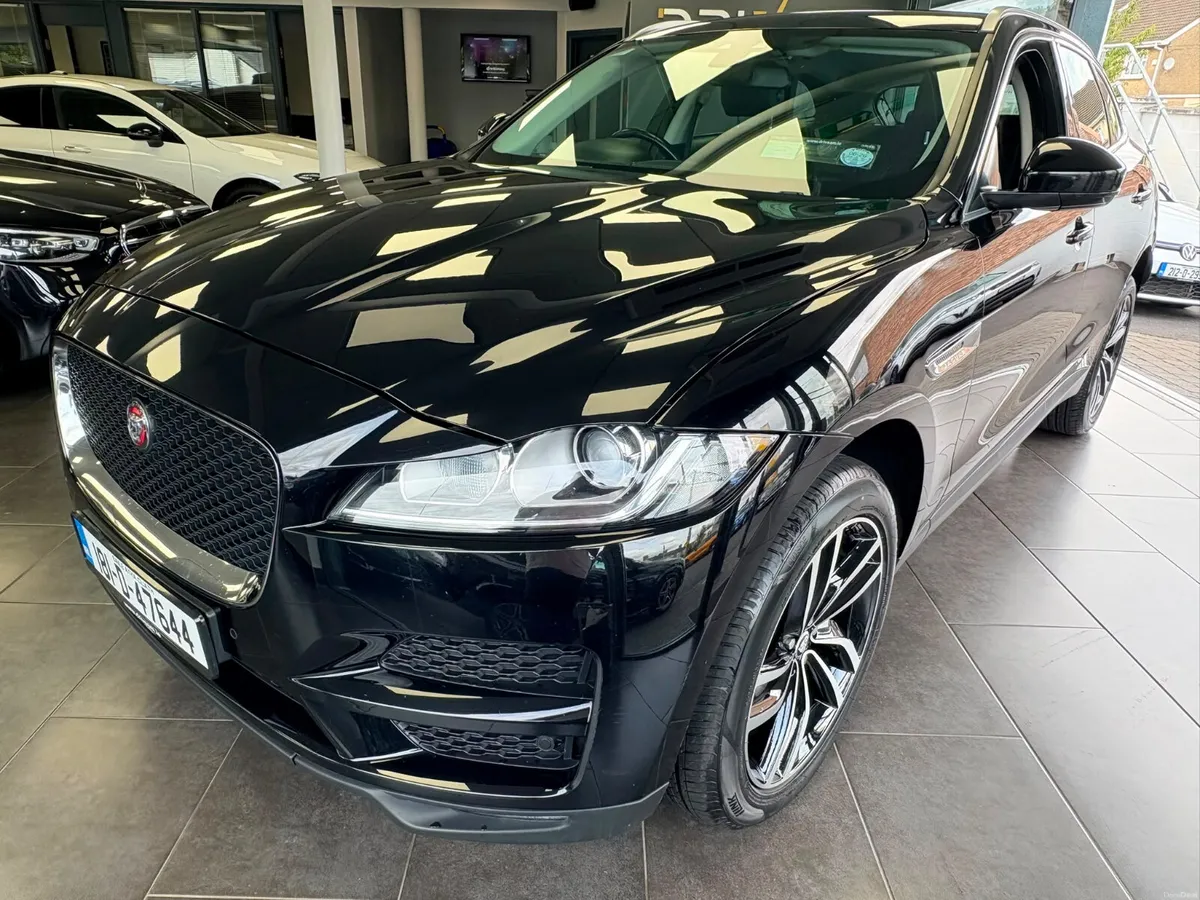 Jaguar F-Pace 2018 2.0d SPORT**2 Year Warranty ** - Image 6