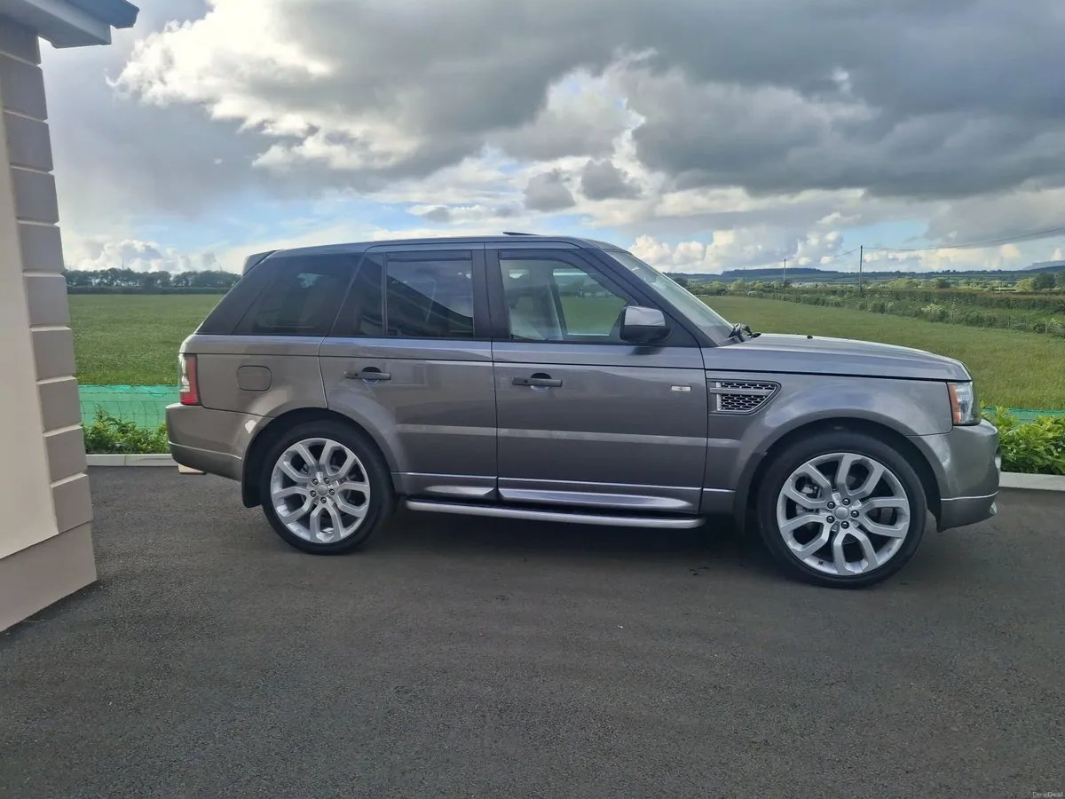 Land Rover Range Rover 2011 - Image 4