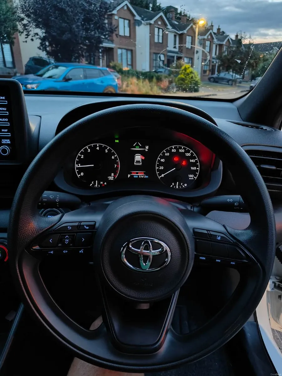 Toyota Yaris 2021 - Image 4
