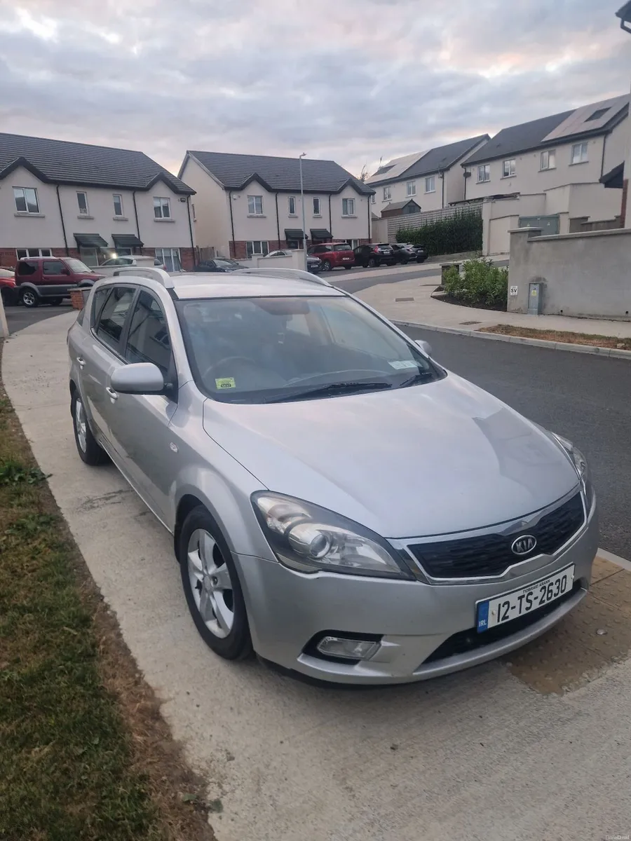 Kia Ceed 2012 - Image 1