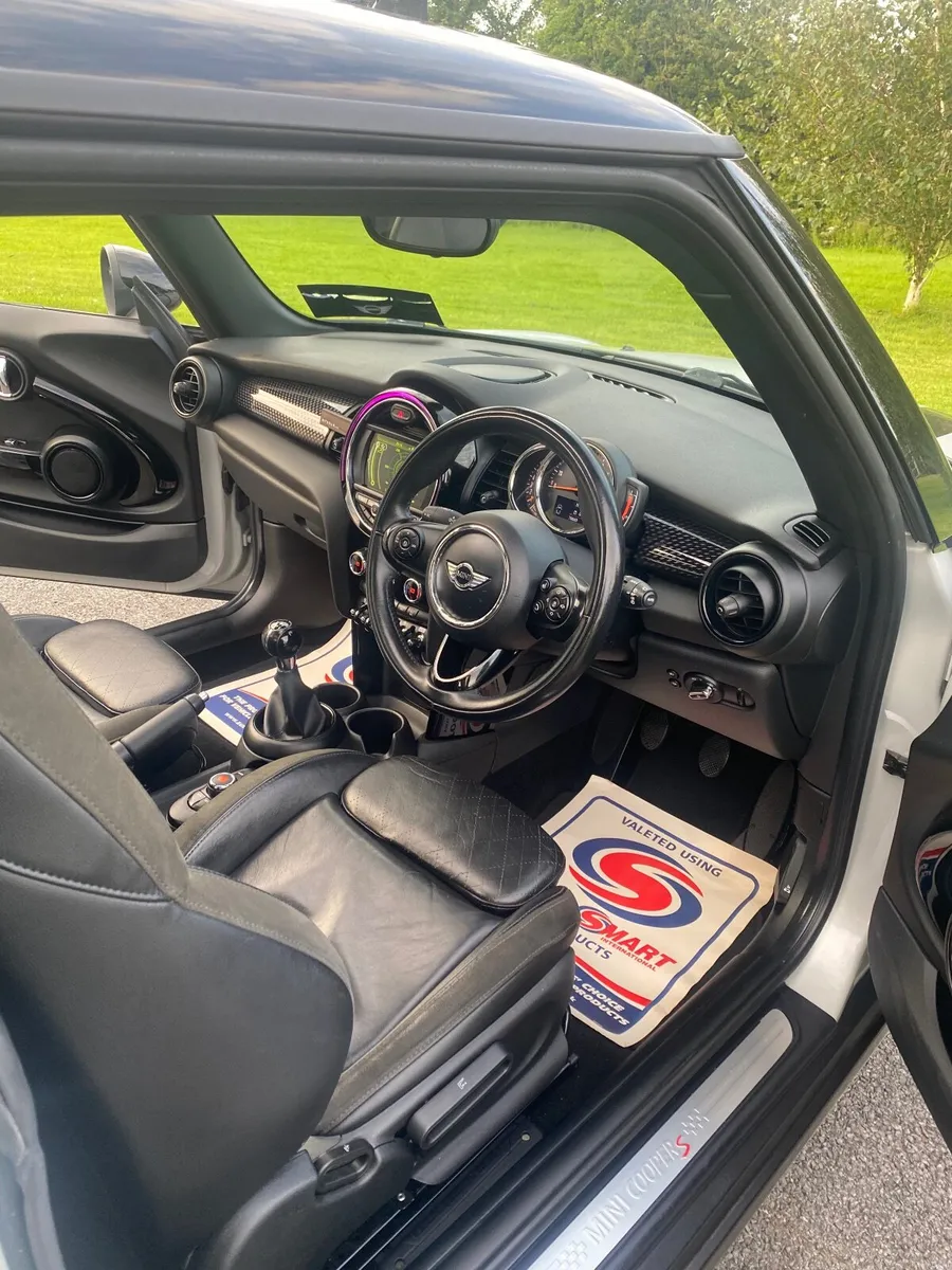 Mini Cooper S 2.0 Petrol 2017. - Image 6