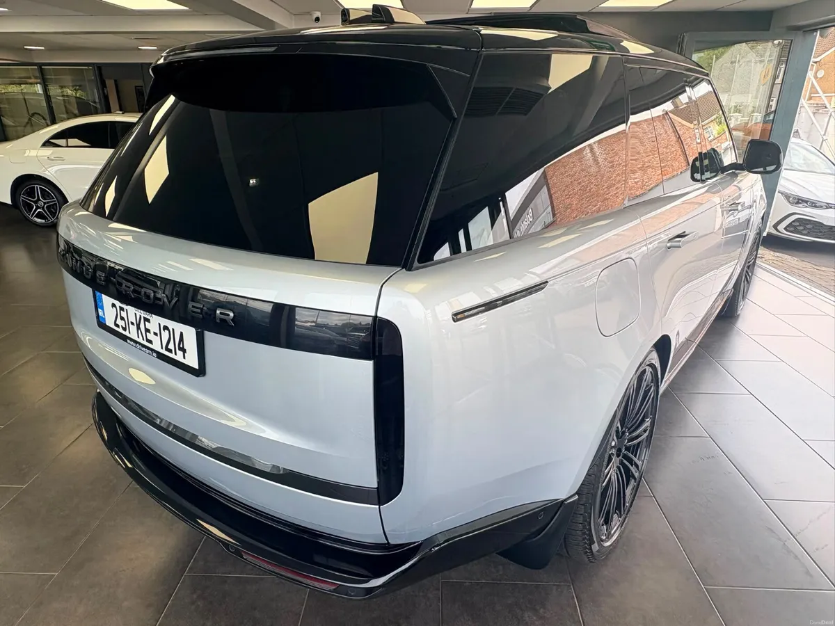 Land Rover Range Rover P460 HSE ***4 Year Warranty - Image 6