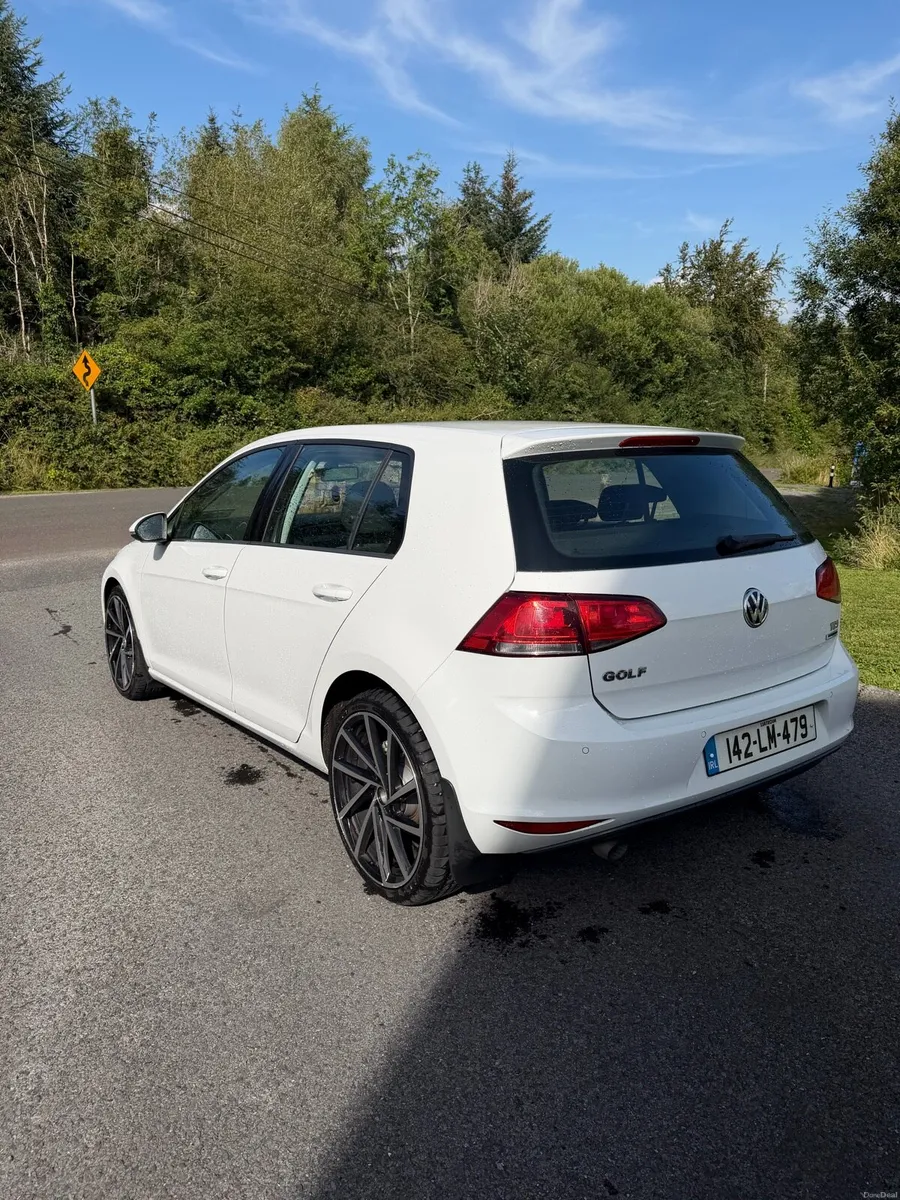 Volkswagen Golf SE Bluemotion - Image 2