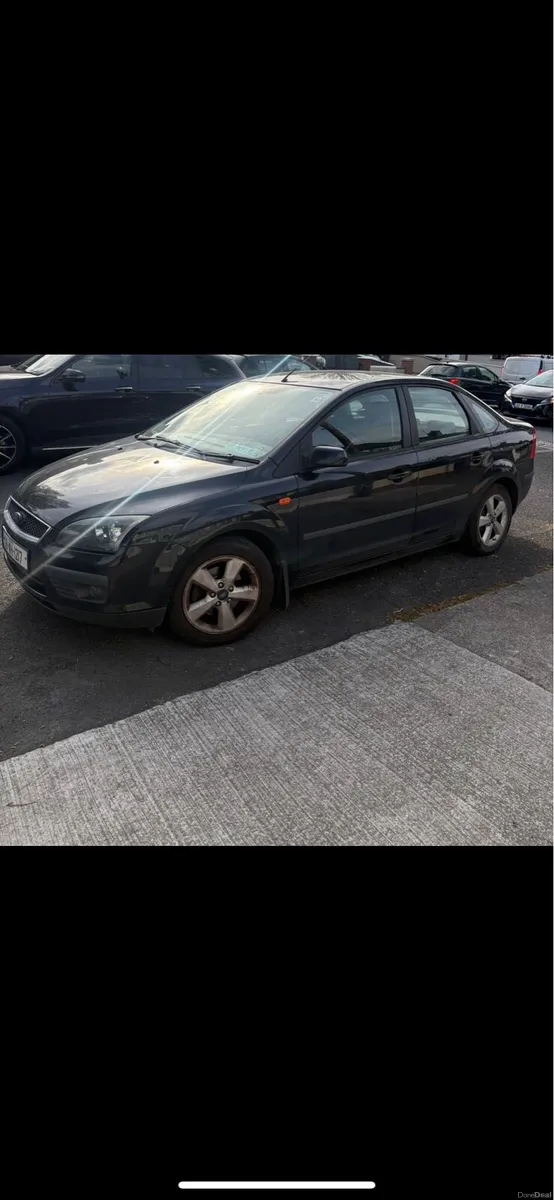 Black Ford Focus - Image 1