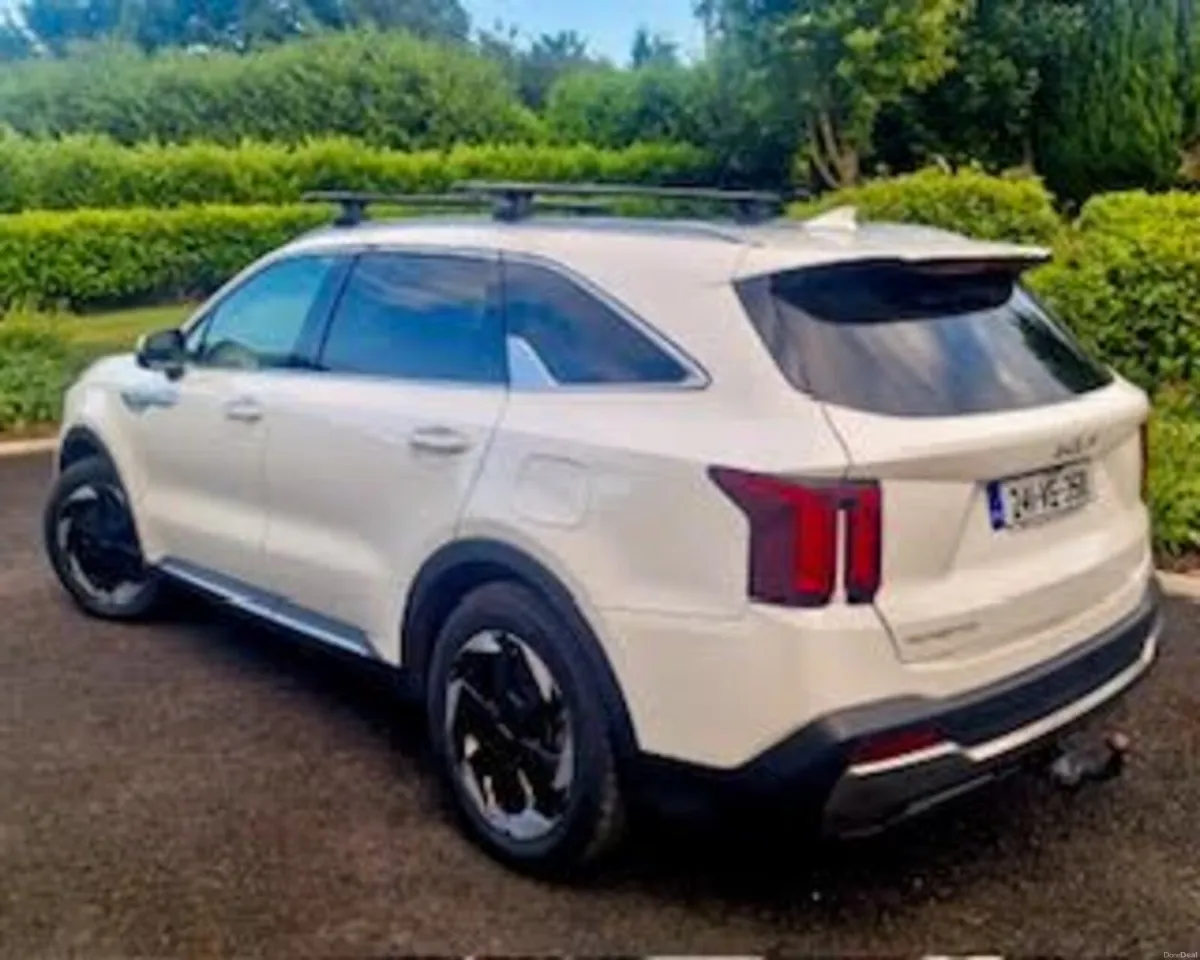 2024 Kia Sorento 2.2 Diesel Automatic 7-Seater SUV - Image 1