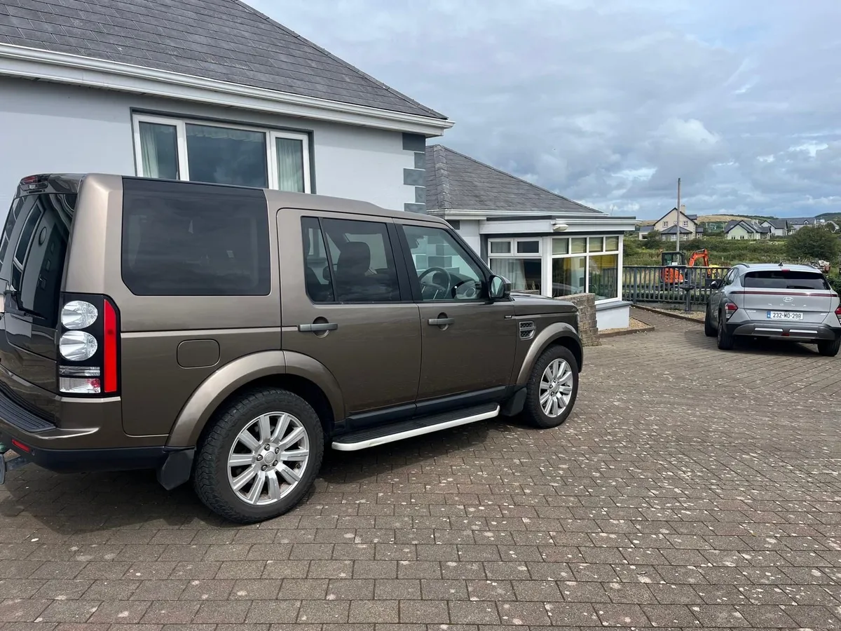 Land Rover discovery commercial - Image 1
