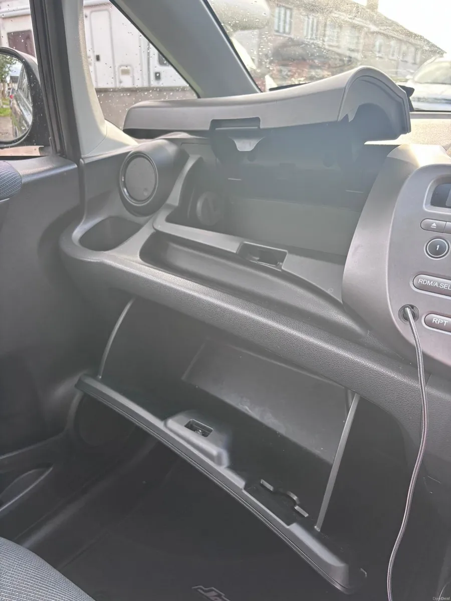 Clean honda jazz - Image 5