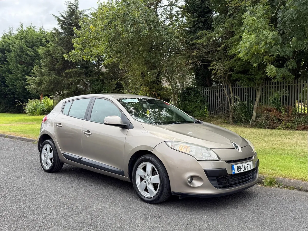 Renault Megan 1.5 Diesel NCT 2/27 TAX 9/26 Low KM! - Image 1