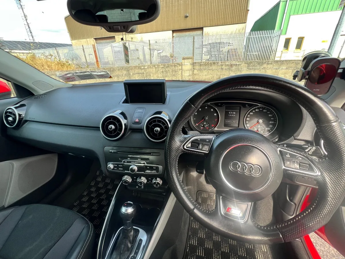 Audi A1 2011 - Image 5