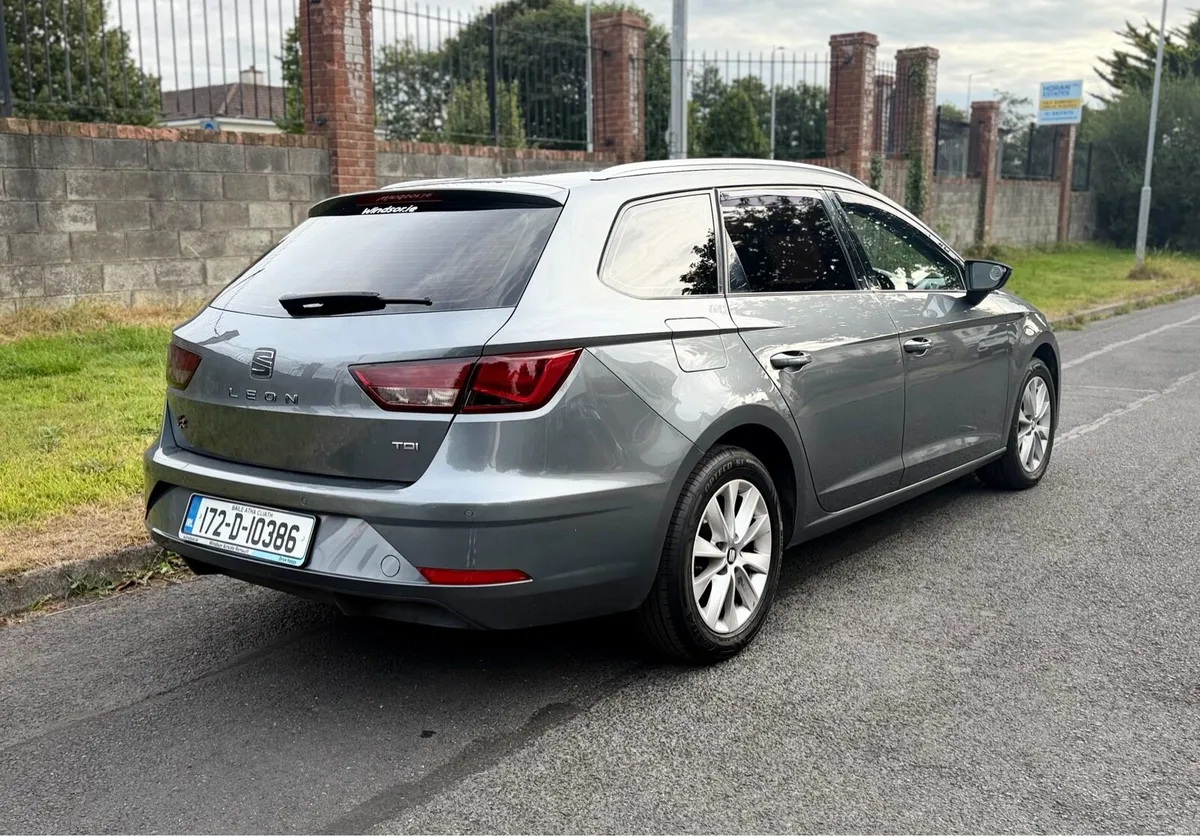 💥2017 Seat Leon estate /// Full Service History - Image 2