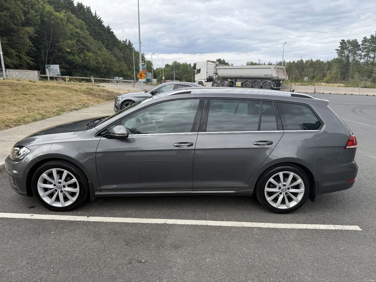 2017 VW Golf Estate GT 2.0 TDI Bluemotion - Image 5