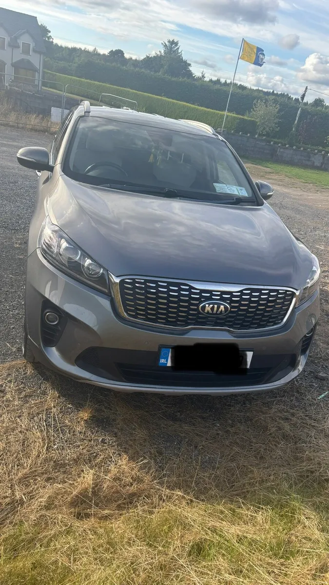 182 Kia Sorrento K2 7 Seater - Image 4
