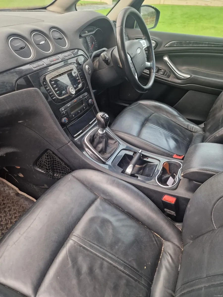 Ford Galaxy needs engine - Image 4