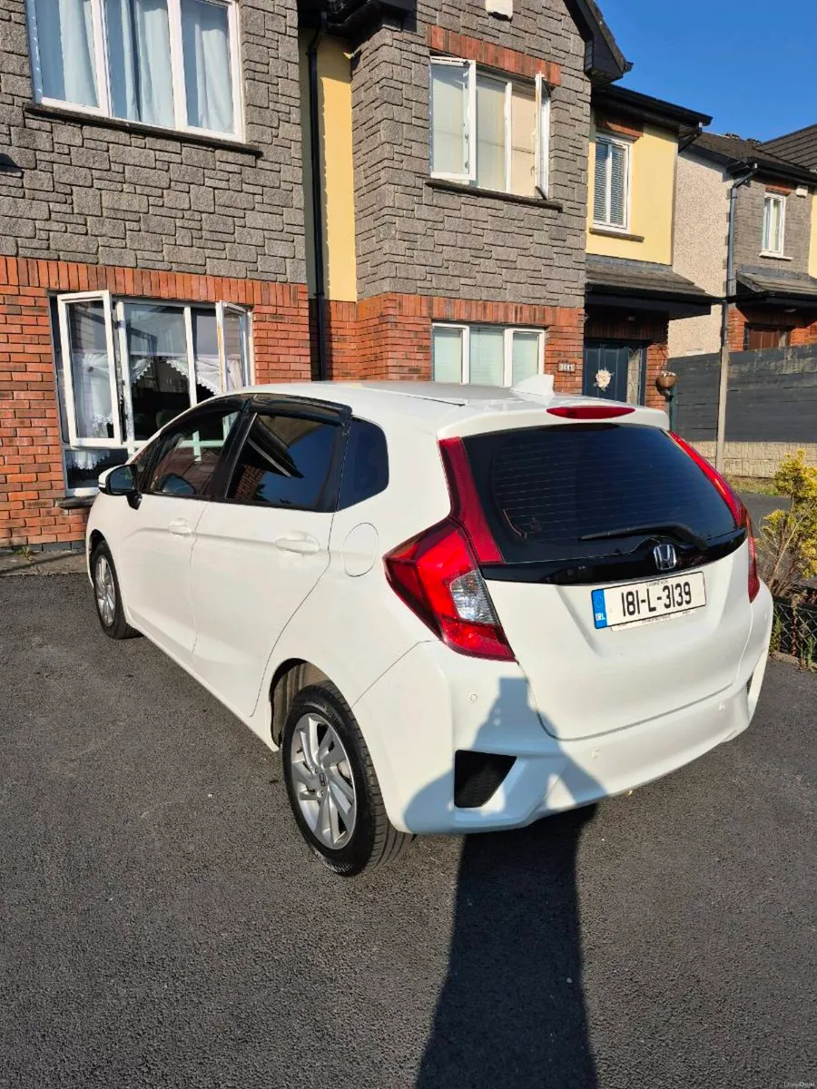 Honda jazz 1.3.vtec  technology 103km Manual petro - Image 2