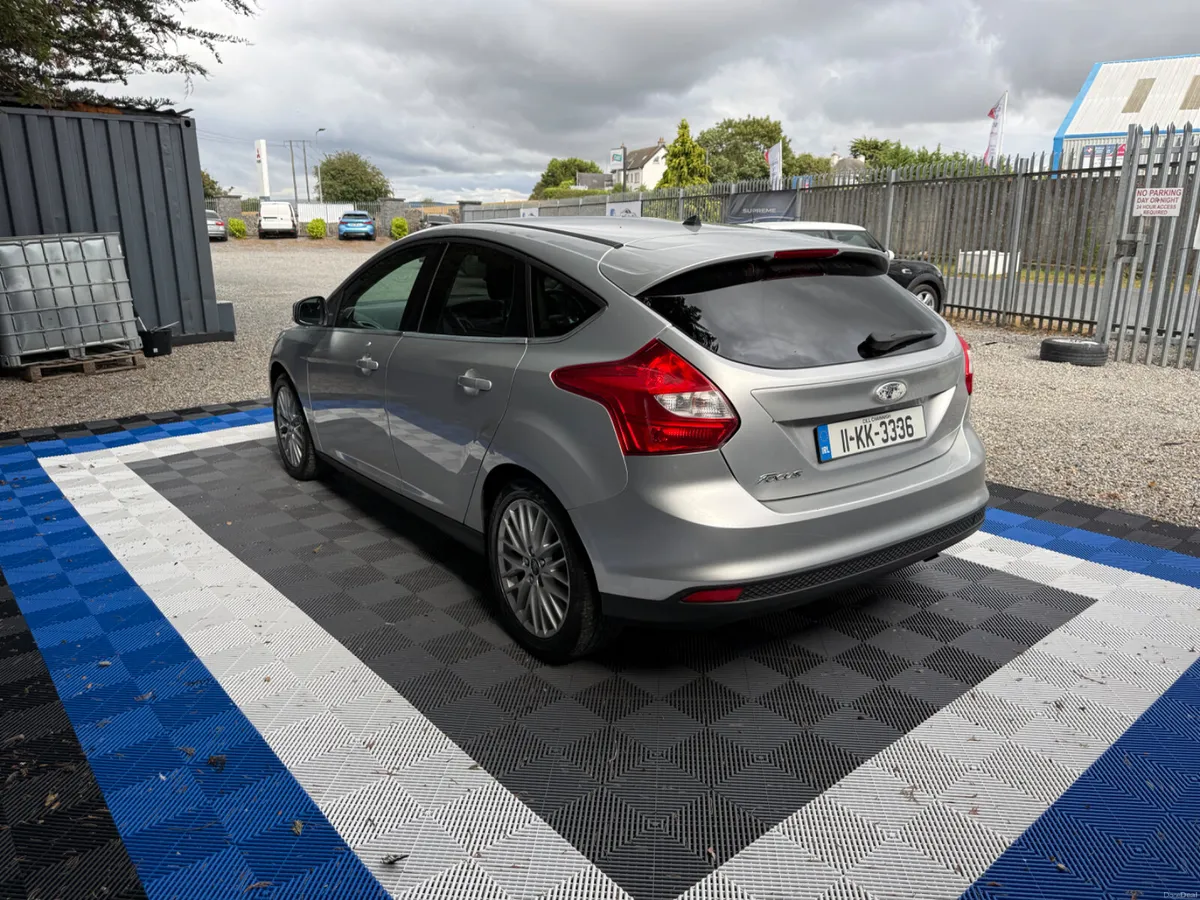 Ford Focus 2011 - Image 6