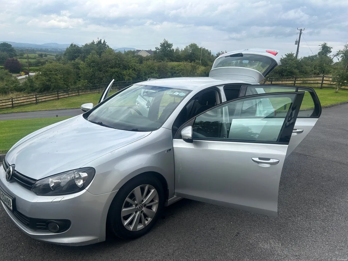 Volkswagen Golf SE 1.6 TDI, 4DR - Image 2
