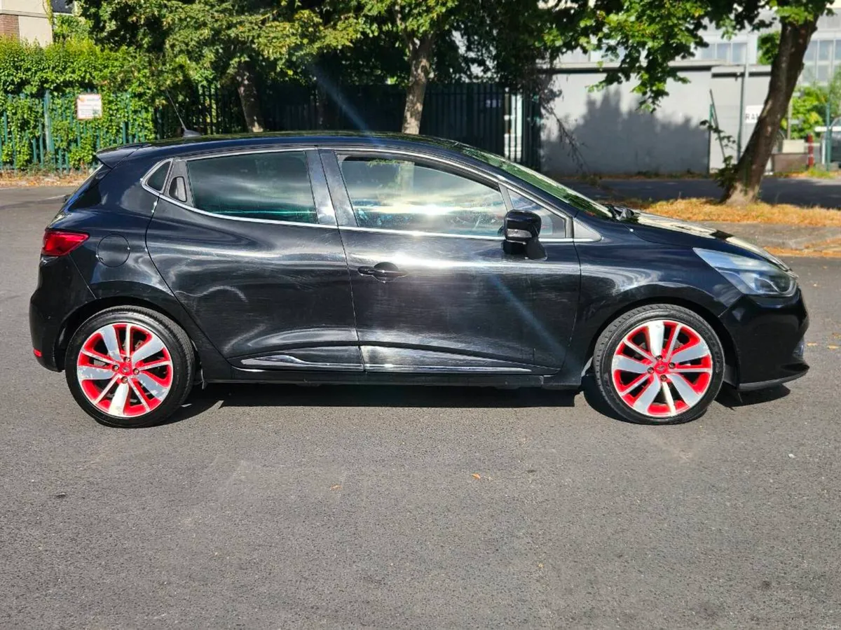 2014 Renault Clio 1.2 Automatic - Image 2