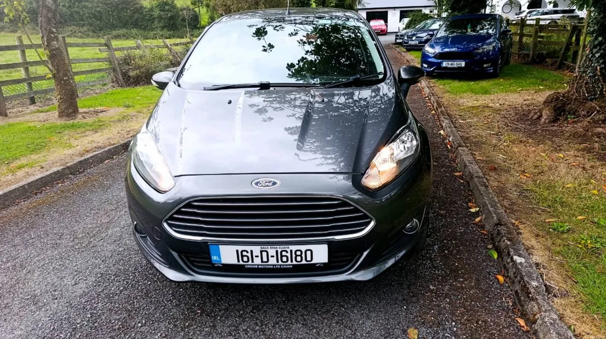 2016 Ford Fiesta Zetec 1.25 Petrol - Image 2