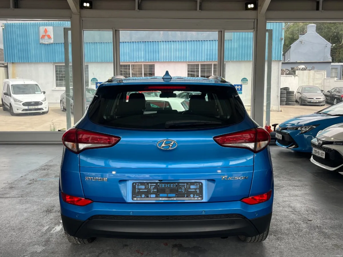 Hyundai Tucson 1.7 SE NAV BLD 116PS 5DR - Image 6