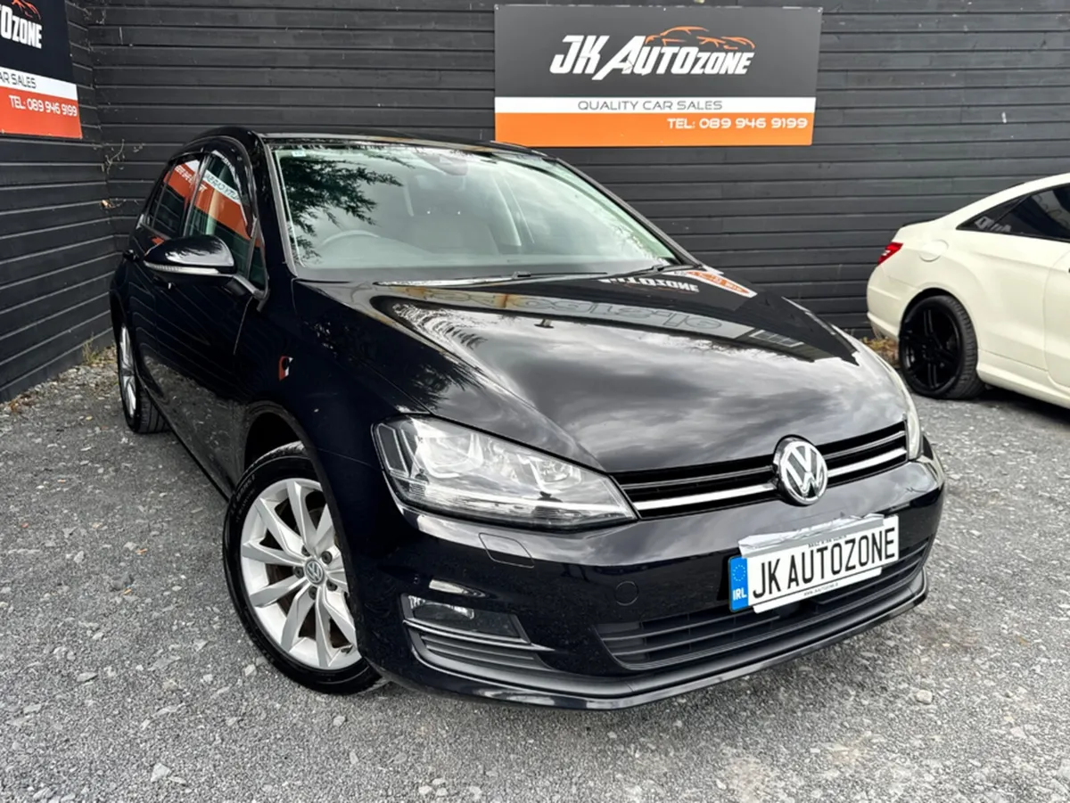Volkswagen Golf 1.2 BLUEMOTION AUTO - Image 1