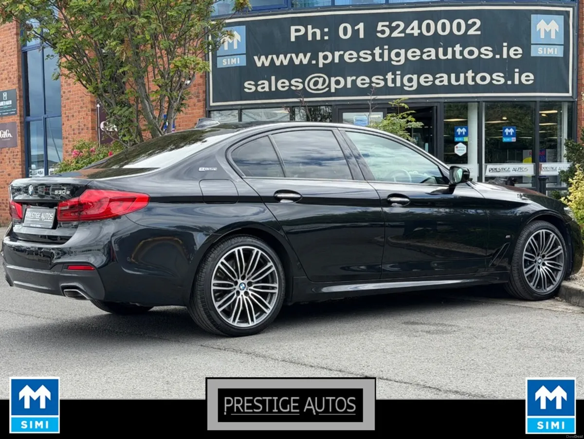BMW 5-Series 530 E M-SPORT PETROL PLUG IN HYBRID * - Image 4