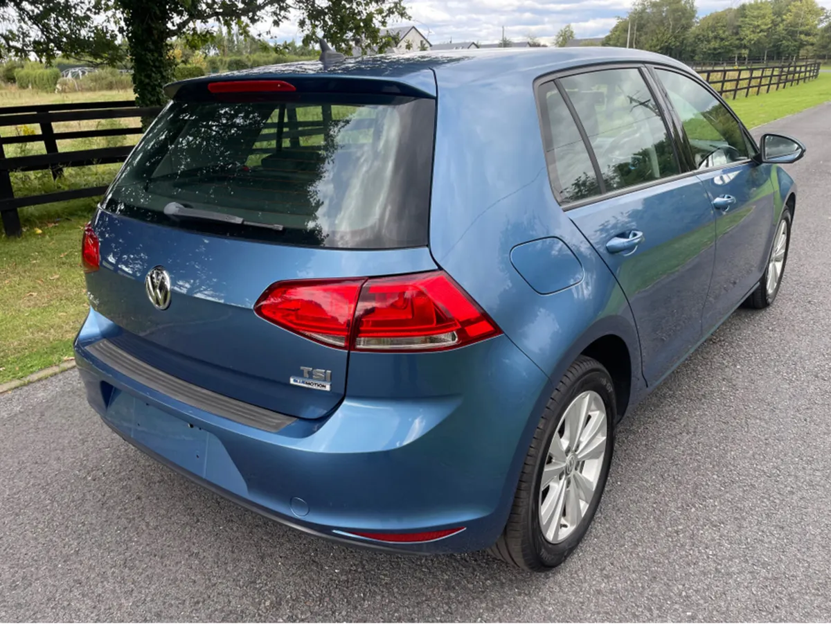 Volkswagen Golf 1200 cc auto comfortline - Image 4