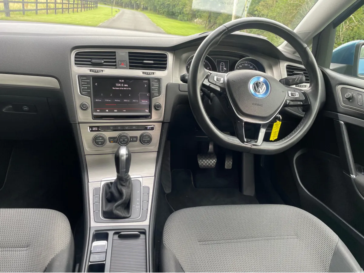 Volkswagen Golf 1200 cc auto comfortline - Image 6