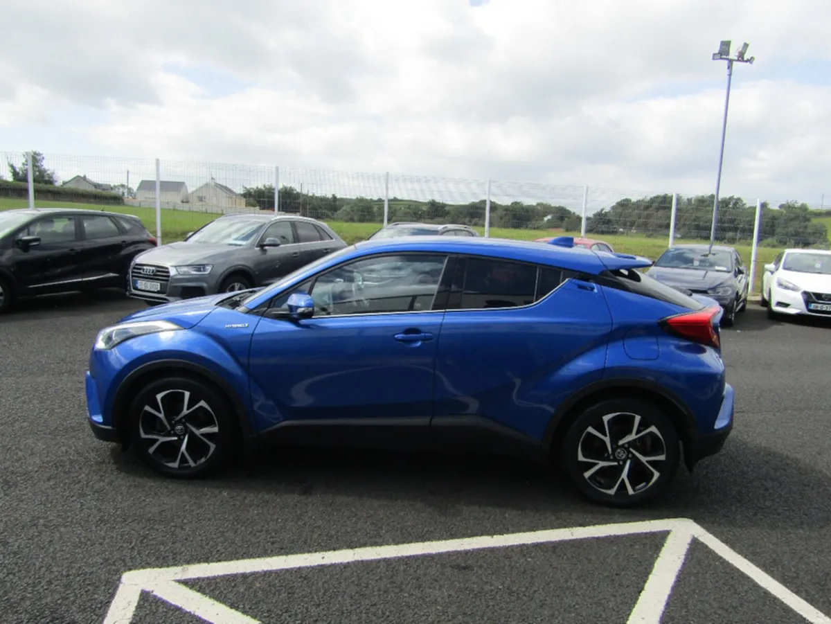 Toyota C-HR 1.8 DESIGN HEV CVT 5DR AU AUTO 120BHP - Image 6