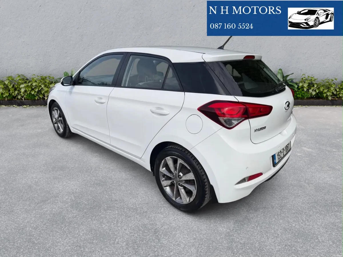 Hyundai i20 DELUXE 2015 ONLY 66k/MLS - Image 3