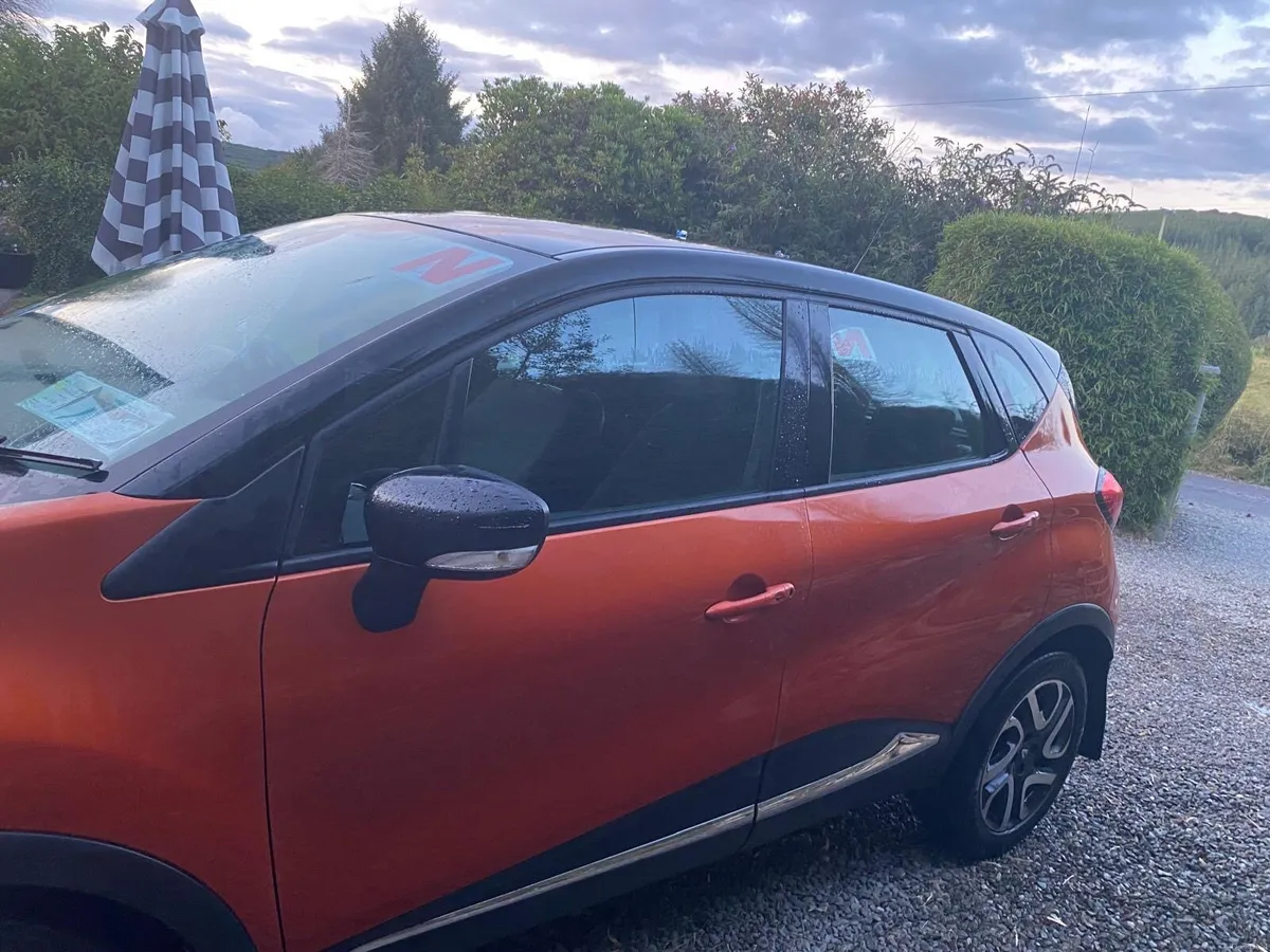 Renault Captur - Image 3