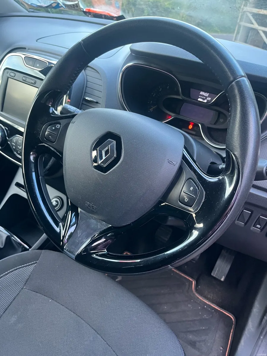 Renault Captur - Image 4