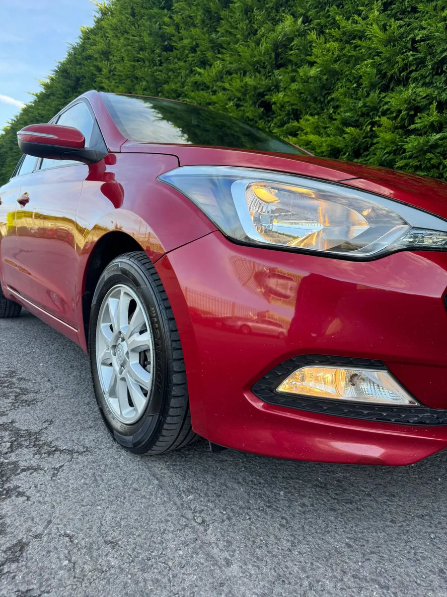Hyundai i20 DELUXE 2018 LOW MILEAGE - Image 6