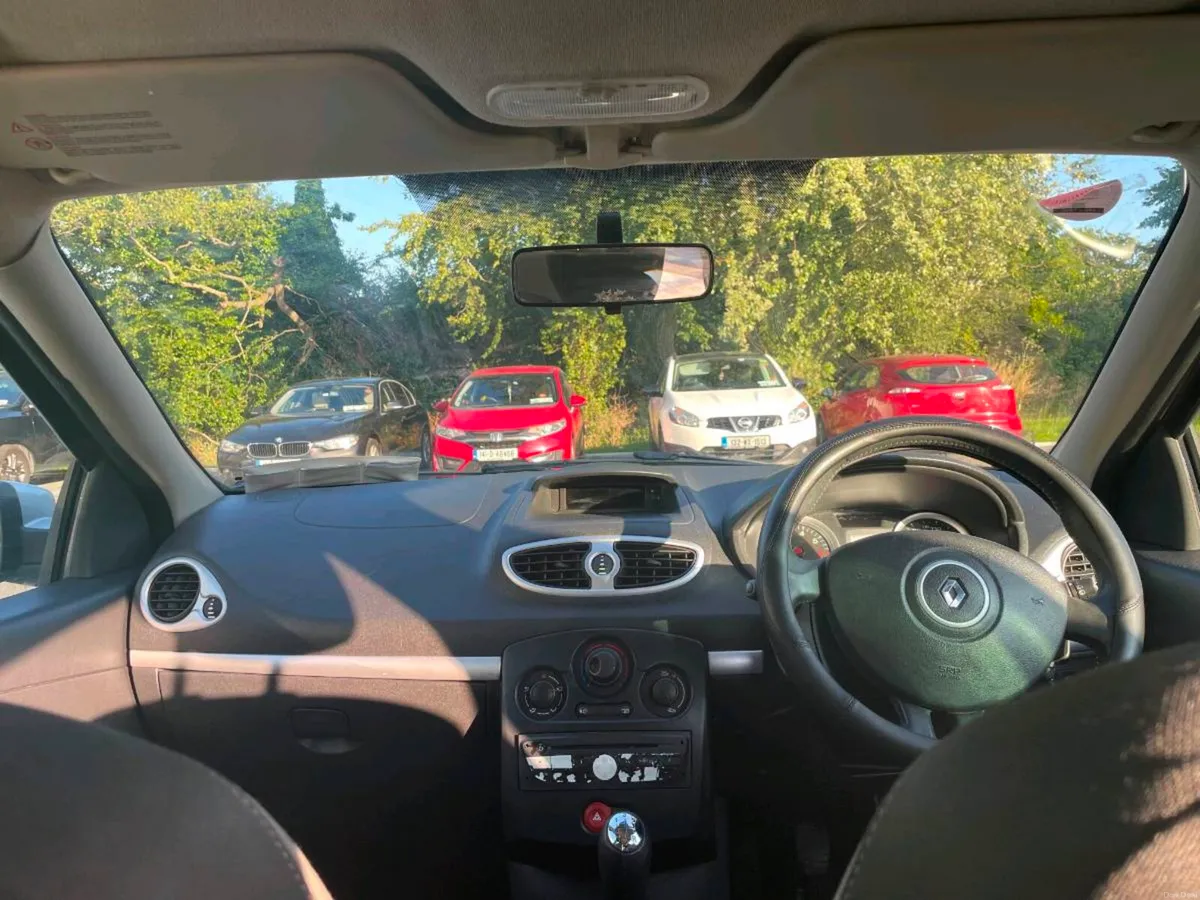 Renault Clio 2011 (new NCT 06/27) - Image 4