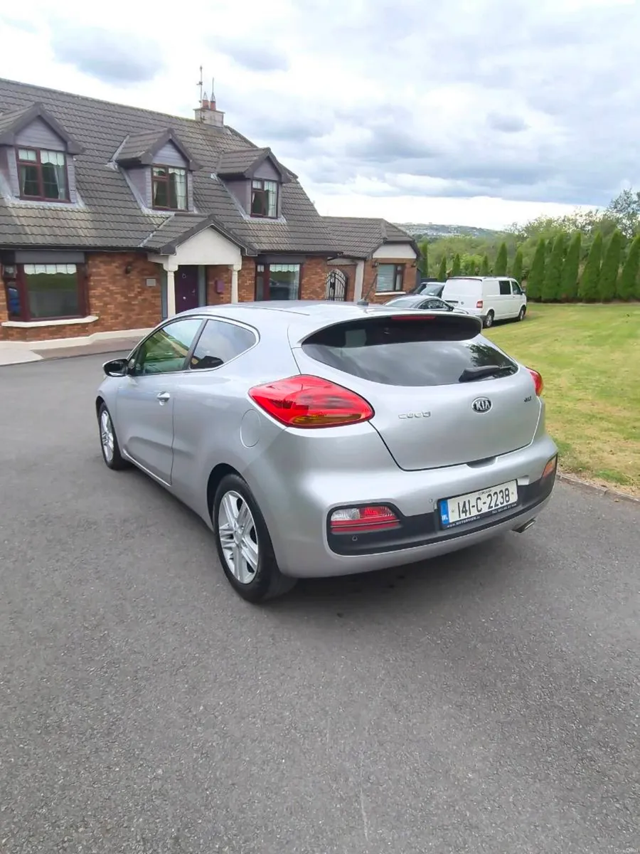 2014 kia ceed - Image 6