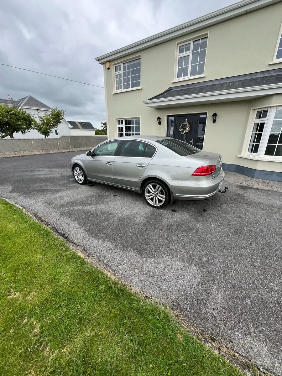Volkswagen Passat Highline - Image 2