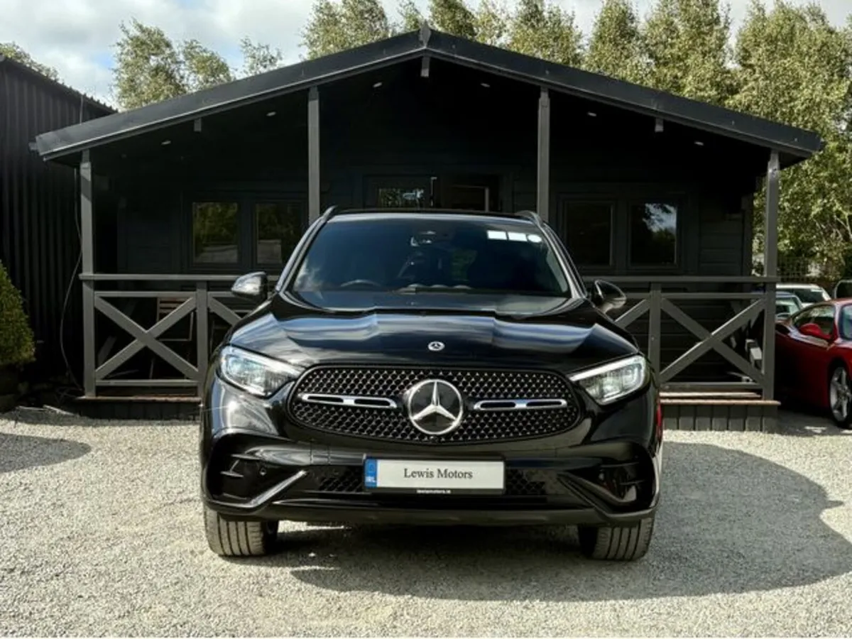 Mercedes-Benz GLC GLC 300 E 4MATIC URBAN EDITION - Image 2