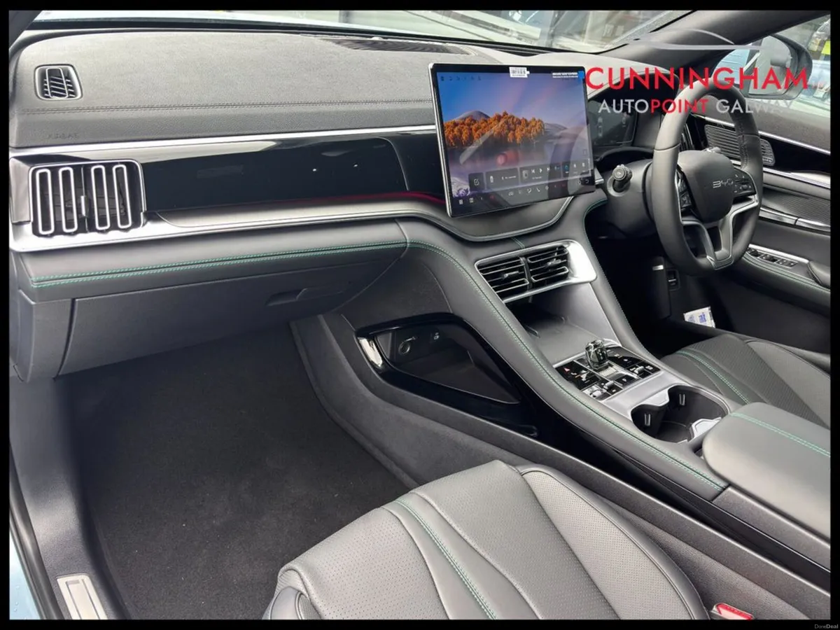 BYD SEAL U DM-i Comfort 26.6kWh **125km EV Range** - Image 6