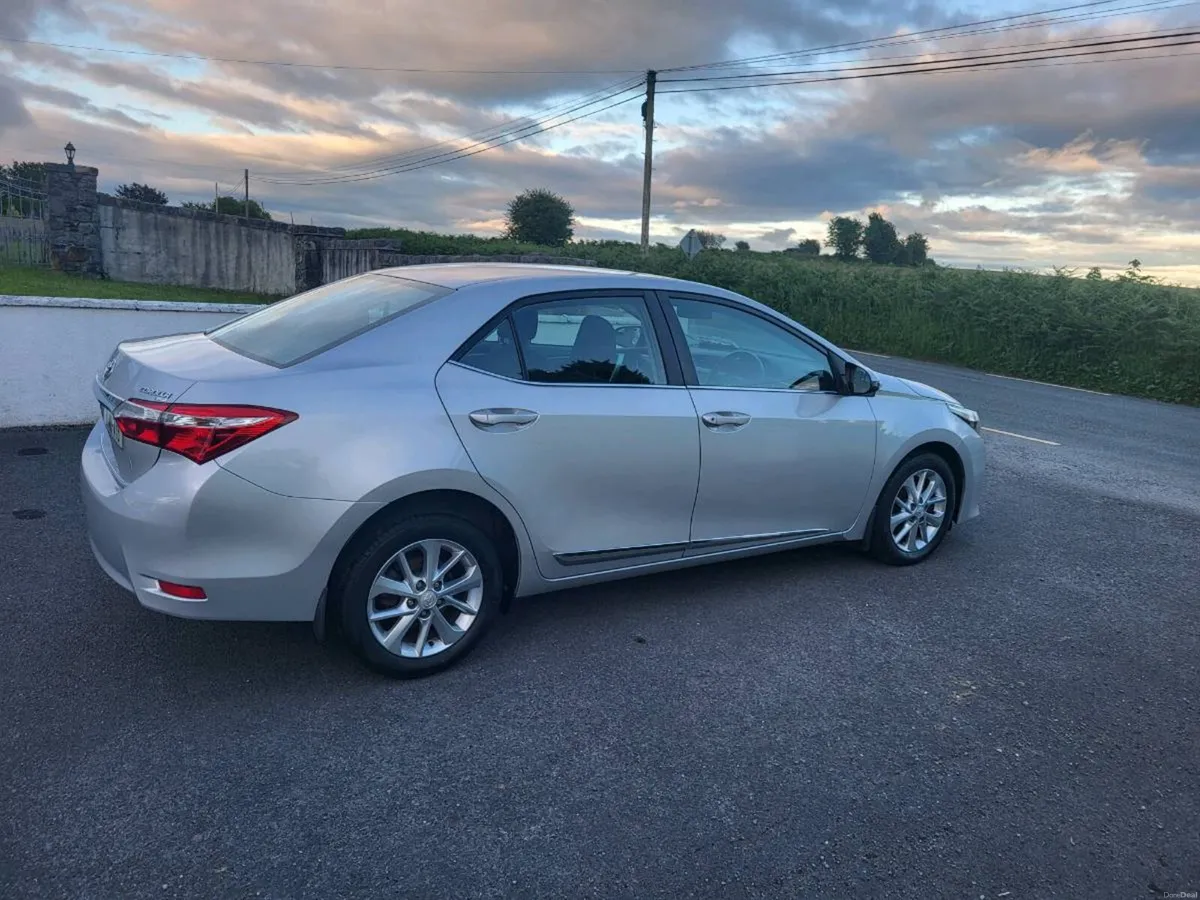 Toyota Corolla 1.4 diesel *2016* - Image 4