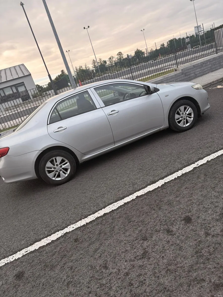 Toyota Corolla 2009 1.4 Diesel - Image 3