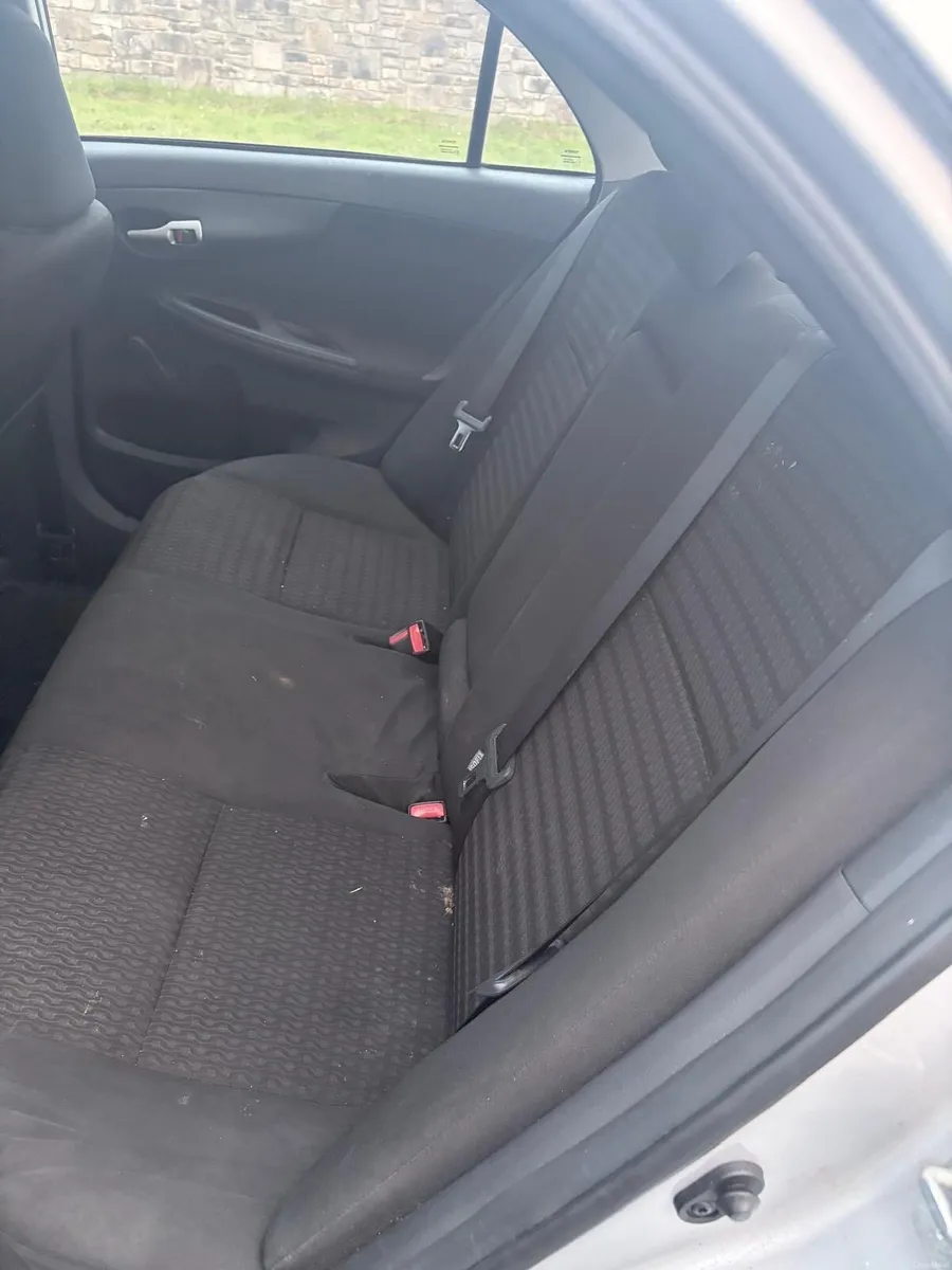Toyota Corolla 2009 1.4 Diesel - Image 4