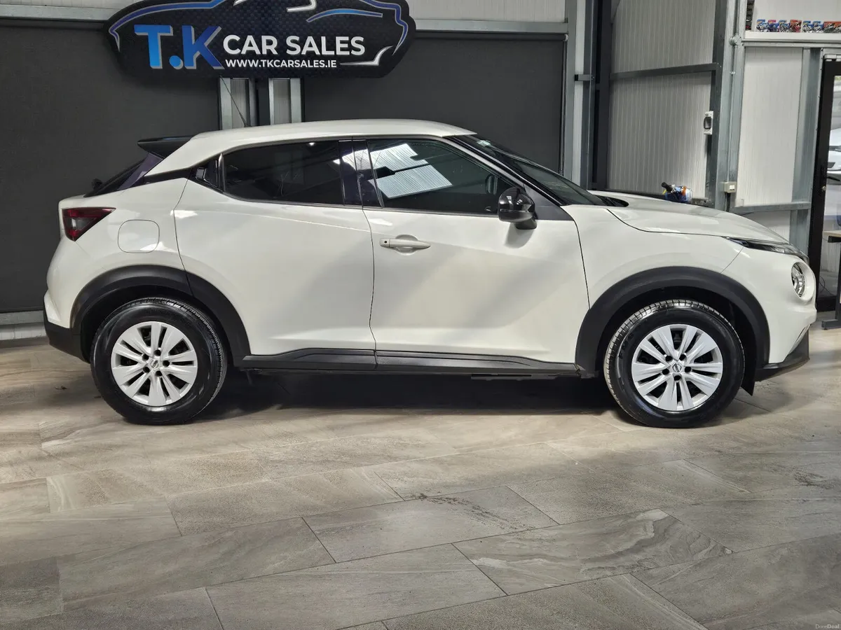 201 NISSAN JUKE XE PETROL - Image 2