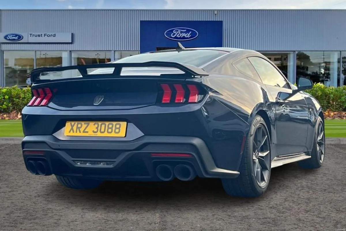 Ford Mustang 5.0 V8 Dark Horse Coupe 2dr Petrol Se - Image 4