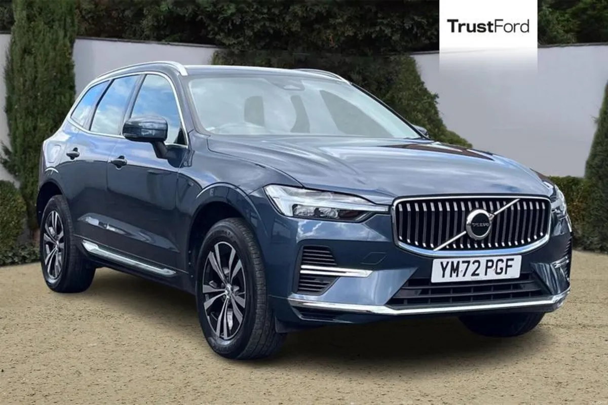 Volvo XC60 2.0 T6 [350] RC PHEV Core Bright 5dr AW - Image 1