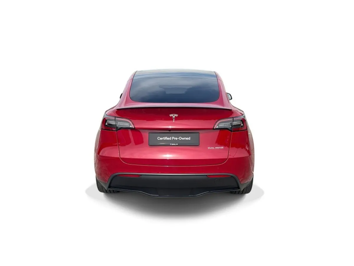 Tesla Model Y PERFORMANCE AWD - Image 6